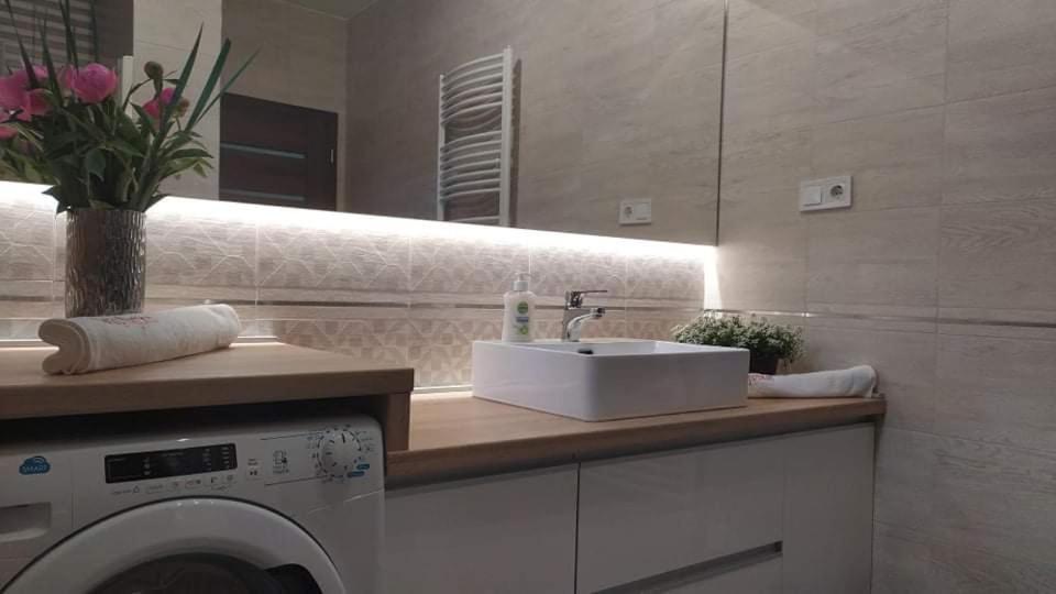 Barka Apartman Нагиканиша Екстериор снимка