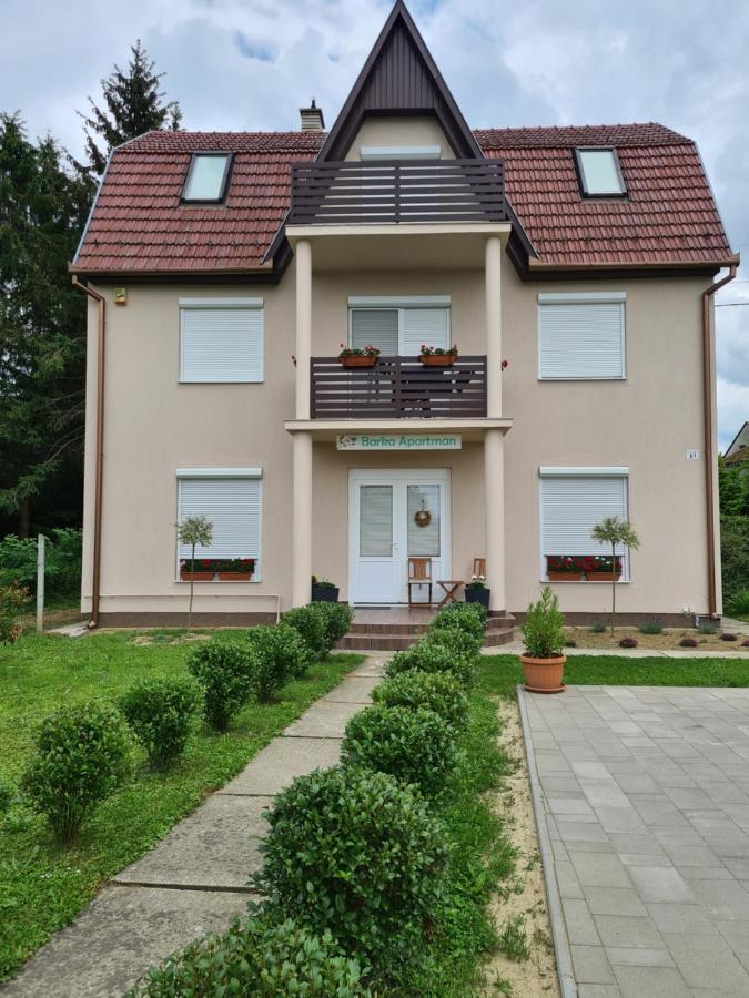Barka Apartman Нагиканиша Екстериор снимка